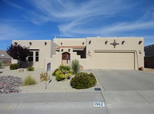 1962 Lone Tree Ln, Las Cruces, NM 88011