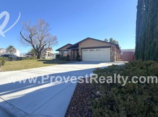 18151 Deer Park Ln, Victorville, CA 92395