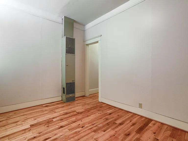 819 NW 23rd Ave — Photo 155