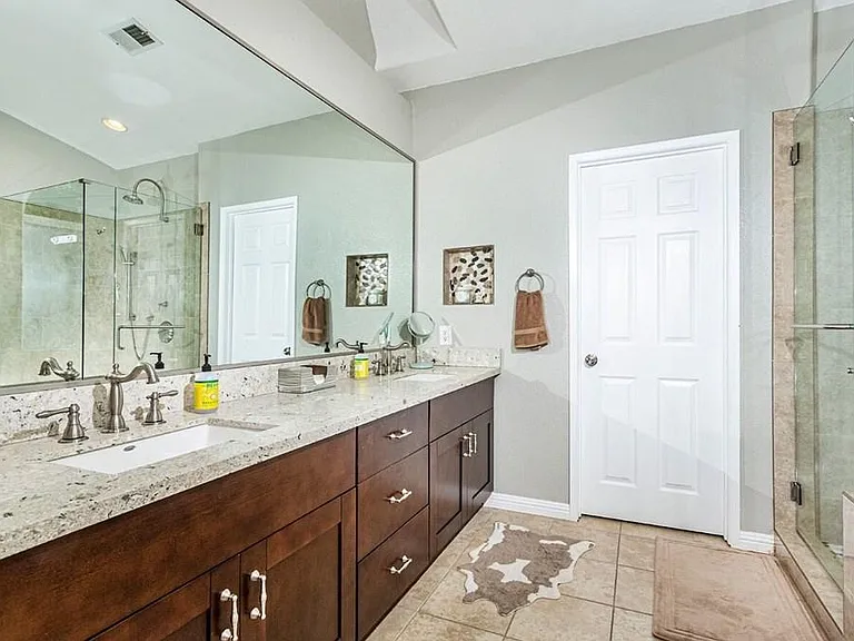 732 Mosaic Cir — Photo 10