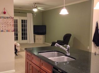 12823 Tradd St APT 2B, Carmel, IN 46032