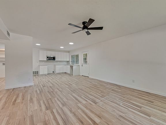 4th image of 2103 Highbury Rd