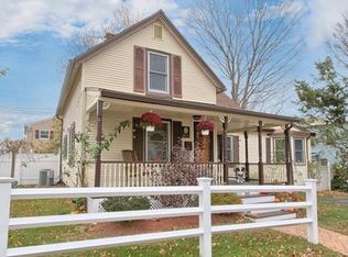 62 Melvin St, Wakefield, MA 01880