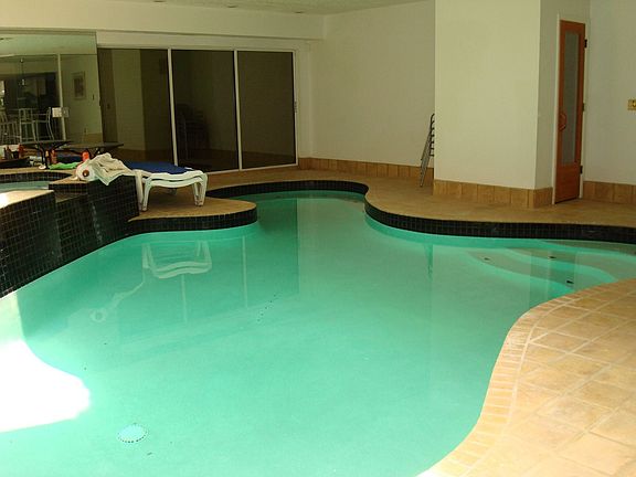 heated pool, hot tub,sauna