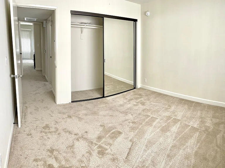 1749 Federal Ave #4 — Photo 7