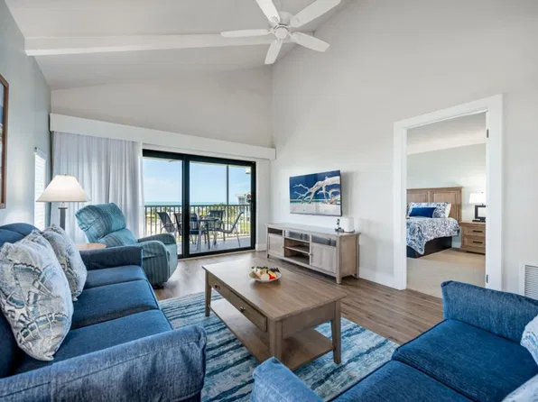 205 Periwinkle Way, Sanibel, FL