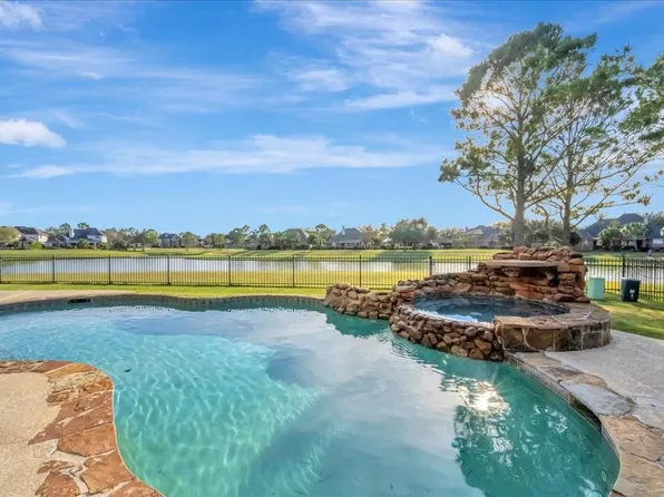 1029 Summer Cape Cir, League City, TX 77573