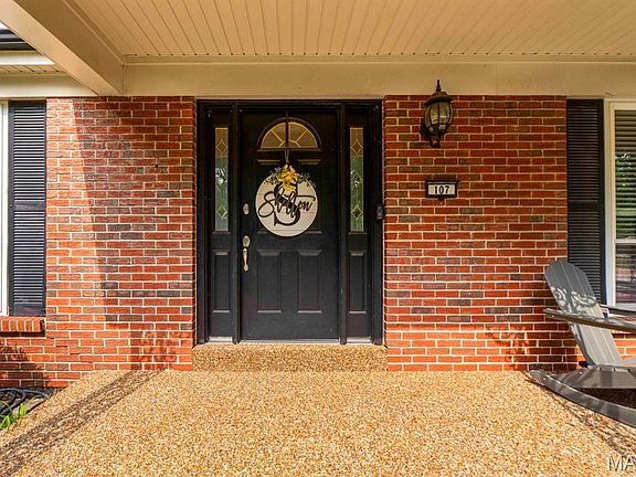 3rd image of 107 Lea Meadows Dr