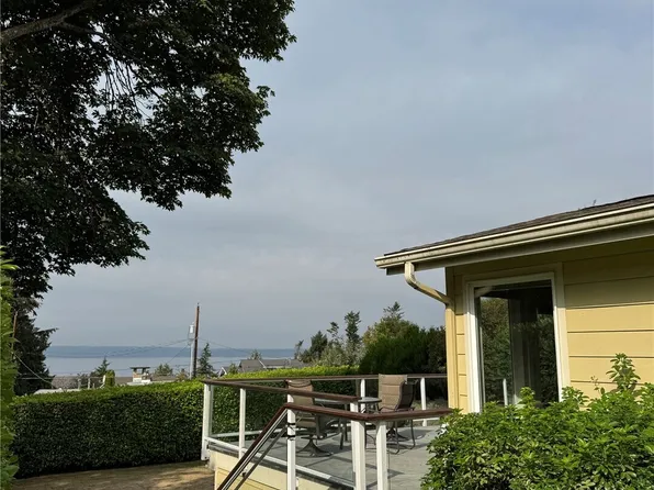 9029 Loyal Avenue NW, Seattle, WA 98117