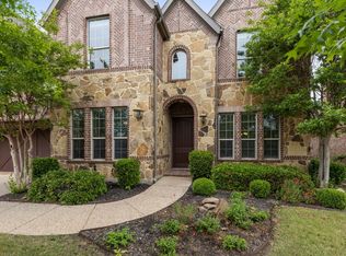 2611 Morgan Ln, Trophy Club, TX 76262