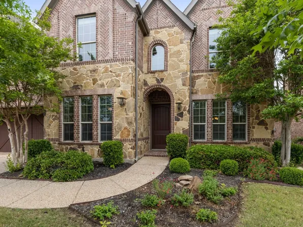 2611 Morgan Ln, Trophy Club, TX 76262