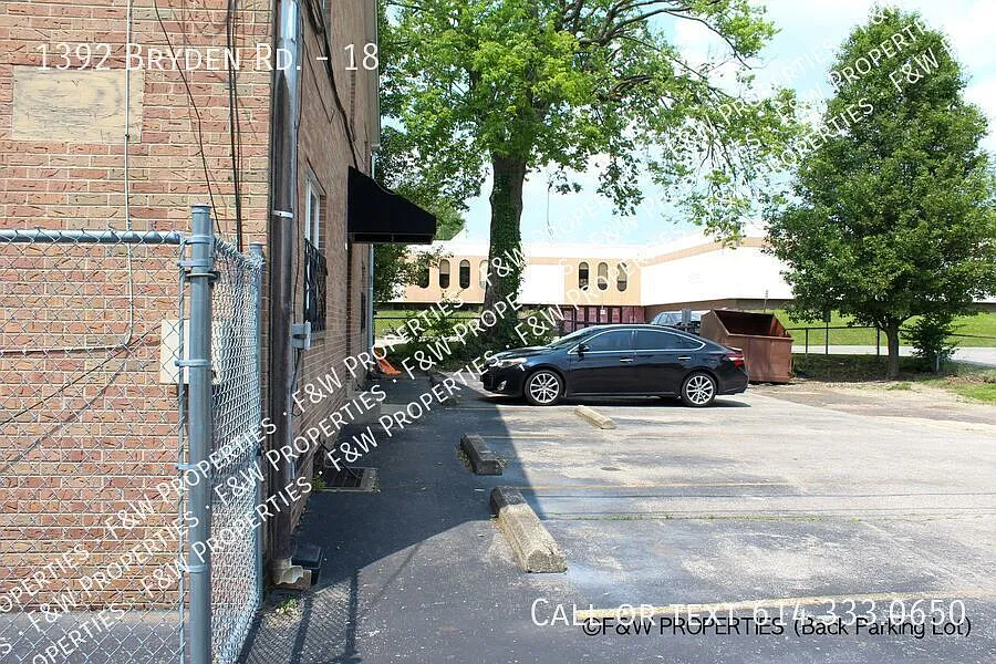 Located in the heart of Historic Olde Towne East and close to Franklin Park Conservatory. Feature... — Photo 4