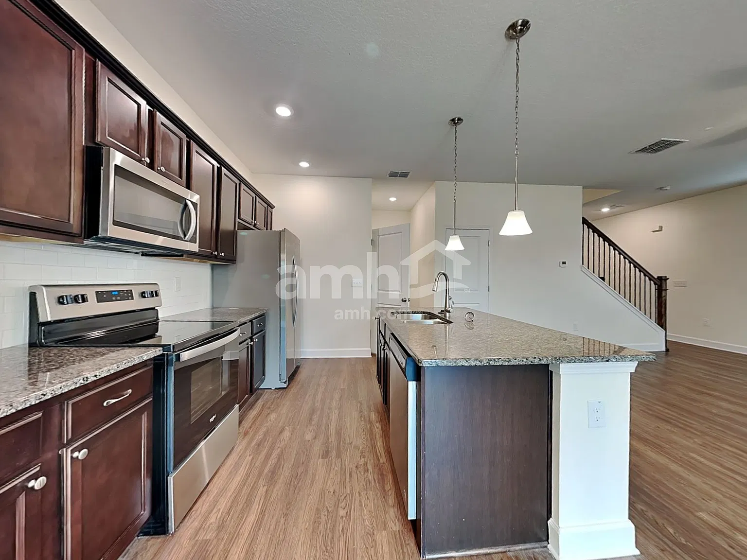 3 bed, 2.5 bath, 1884 sqft, $2,750 — Photo 4
