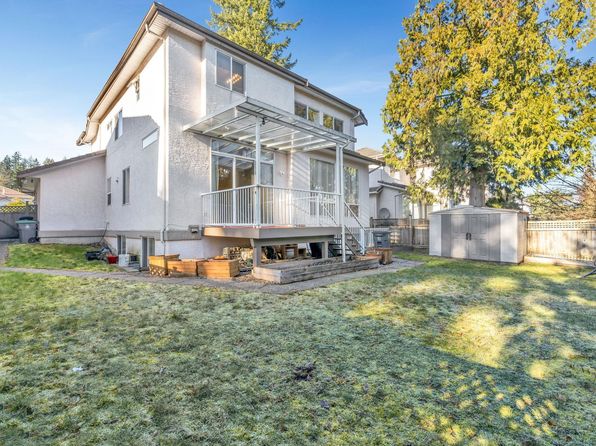 10930 164th St, Surrey, BC V4N 5B8