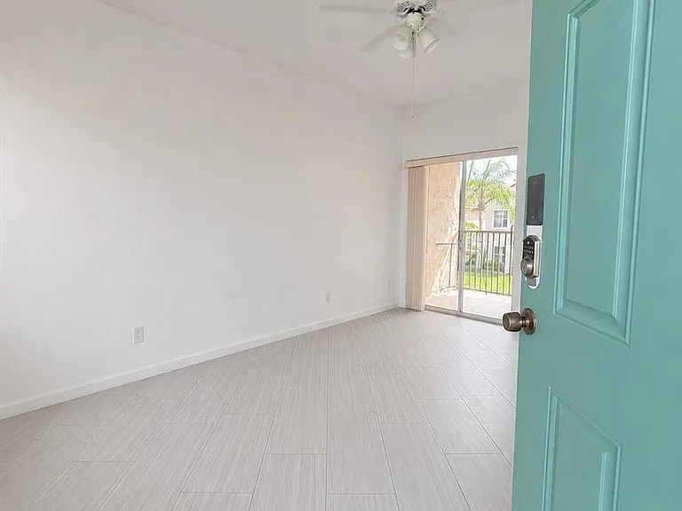 9989 Perfect Dr — Photo 2