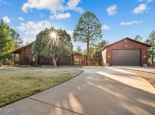 2940 Constellation Ln, Overgaard, AZ 85933