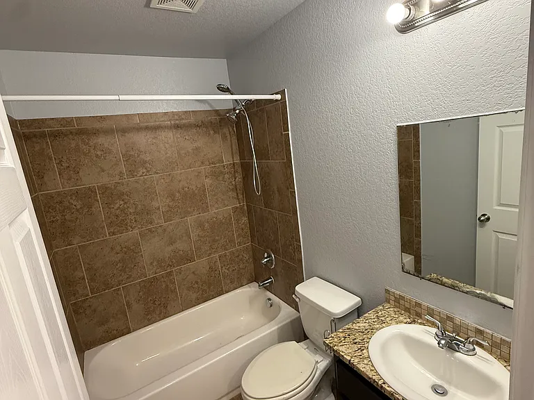 11114 Baywood St #101 — Photo 12