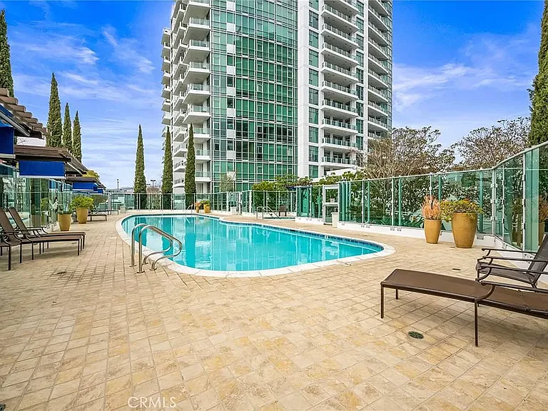 3131 Michelson Dr #1702 — Photo 25