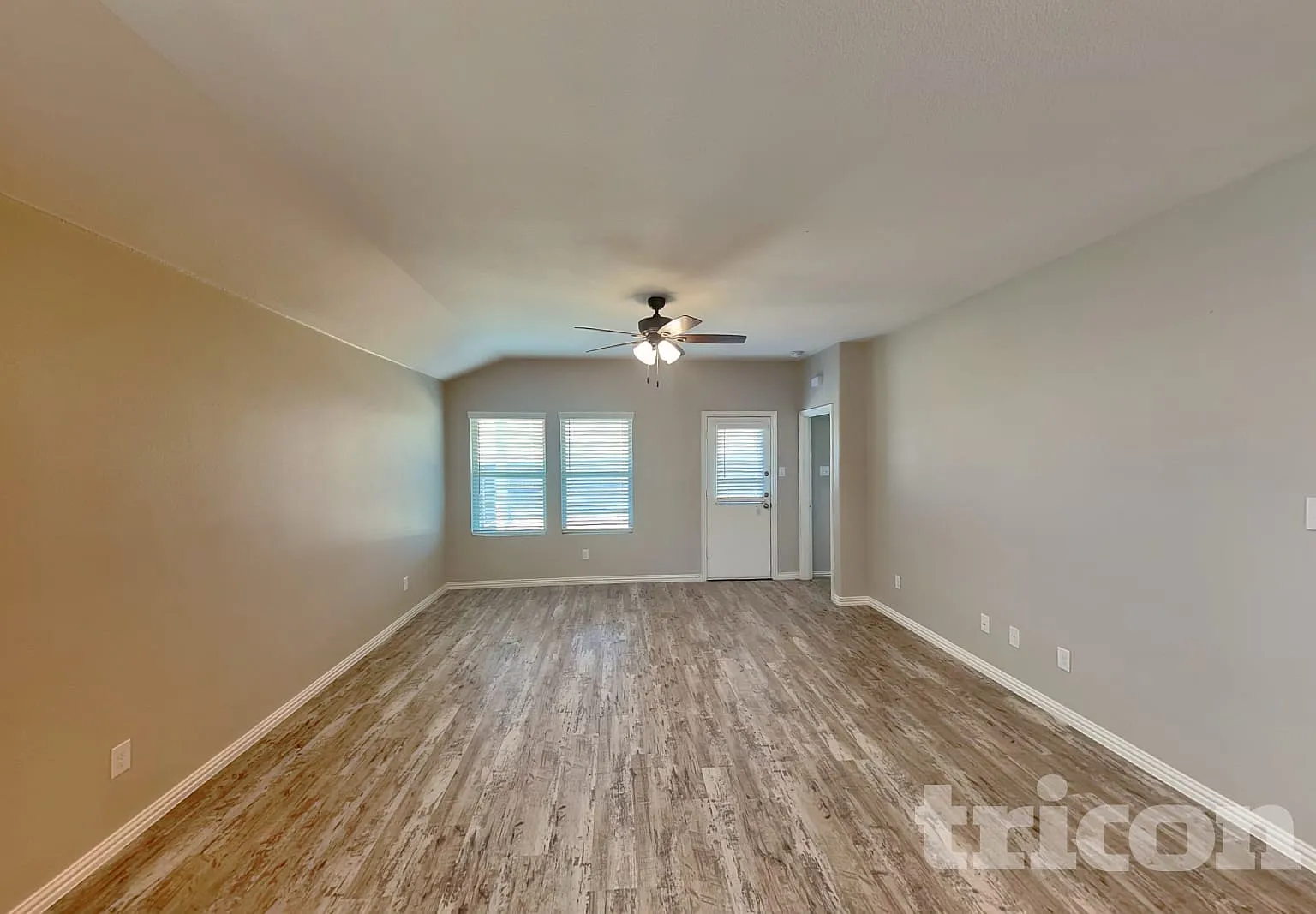 275 Sunshine Lane Lavon TX — Photo 2