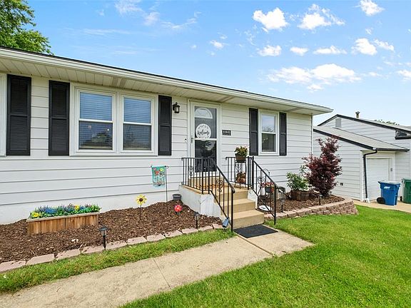 3rd image of 11041 Pine Forest Dr