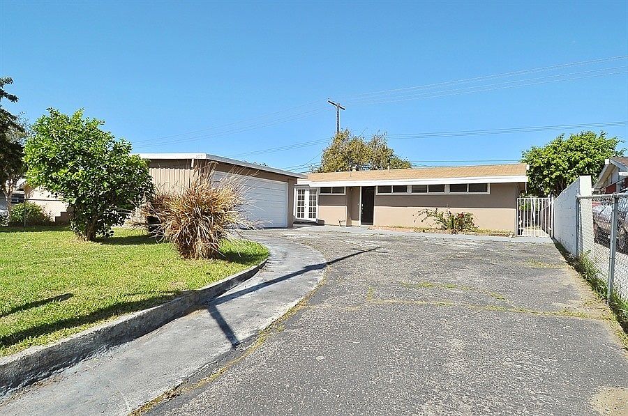 1st image of 2629 Barjud Ave