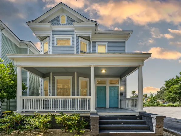 11 E 39th St, Savannah, GA 31401