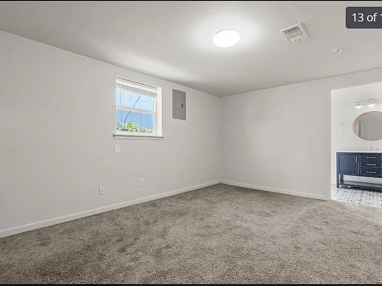 4037 Carolyn Rd — Photo 13