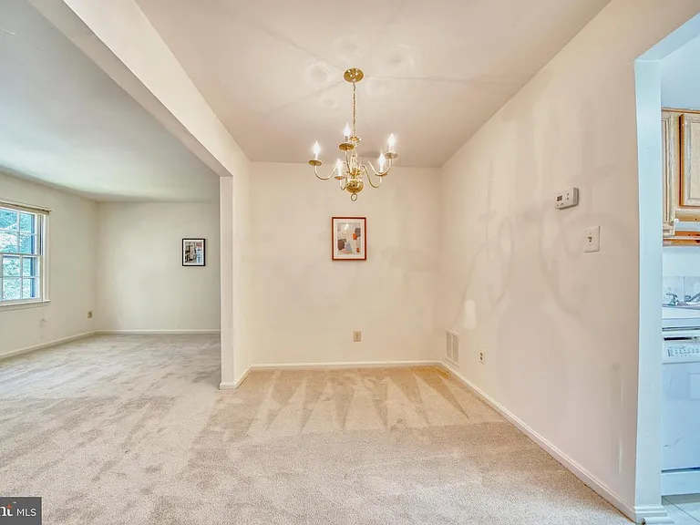 4936 McFarland Dr — Photo 6