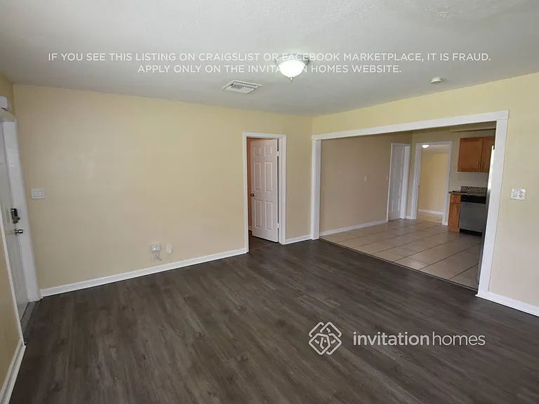 6315 SW 24th St — Photo 4