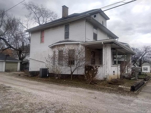 2nd image of 616 E Scott St