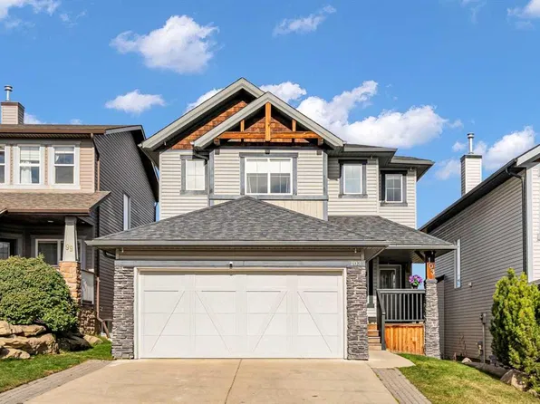 103 S Saint Moritz Ter SW, Calgary, AB T3H 5Y1