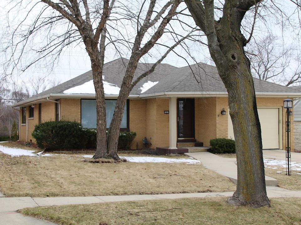 1st image of 10410 W Woodward Ave