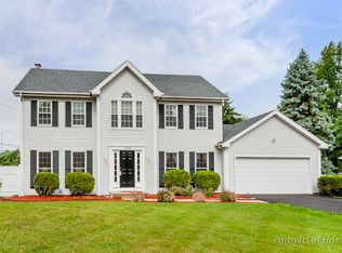 354 Redbird Rd, Bloomingdale, IL 60108