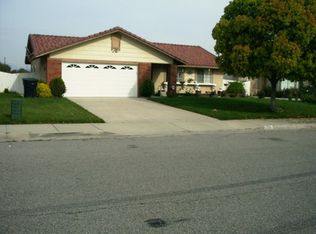 1343 Hollowood Ct, Perris, CA 92571