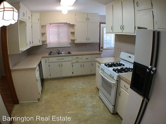 3rd image of 1140 Little John Ln