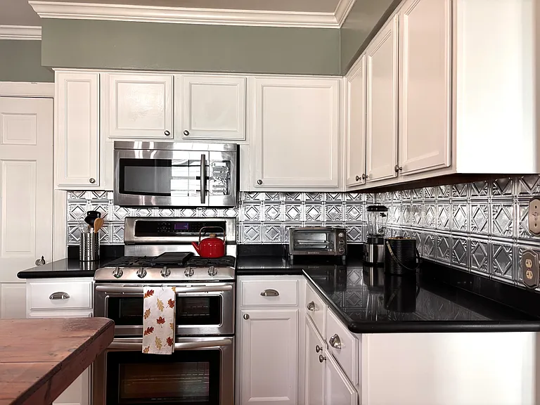 Gas oven and microwave