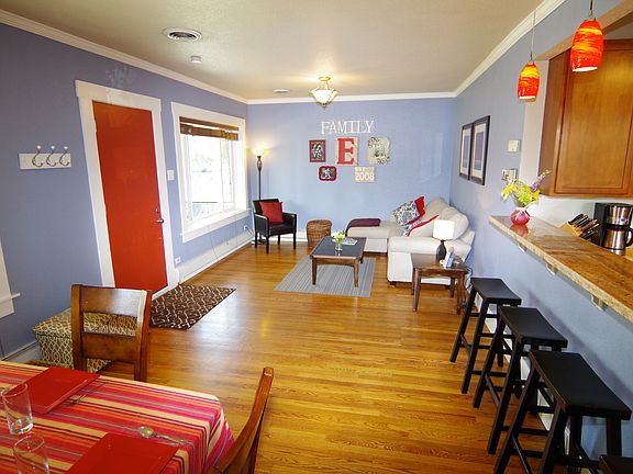 3rd image of 1414 Lowell Blvd