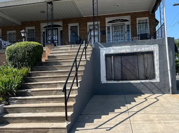 1701 Roselyn St, Philadelphia, PA 19141