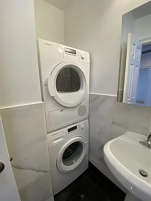 Rented by Bold New York | media 22