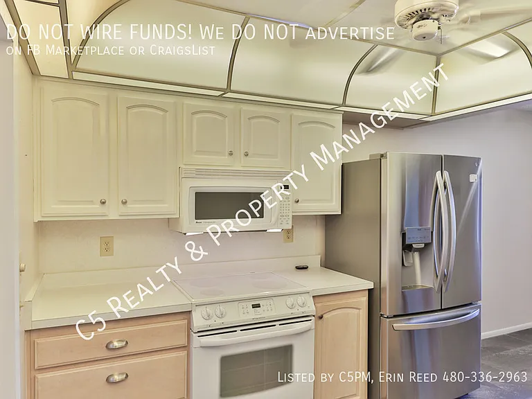 13652 N 108th Dr — Photo 11