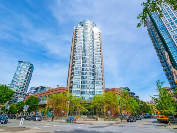 63 Keefer Pl #1703, Vancouver, BC V6B 6N6