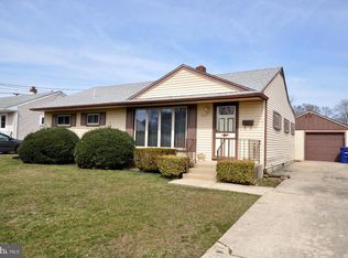 211 Bailey Ave, Maple Shade, NJ 08052