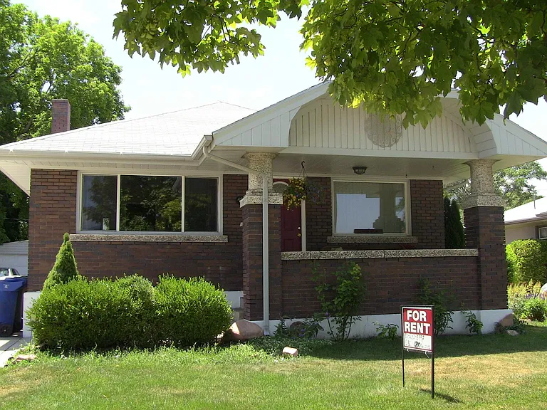 642 E Browning Ave #B — Photo 9