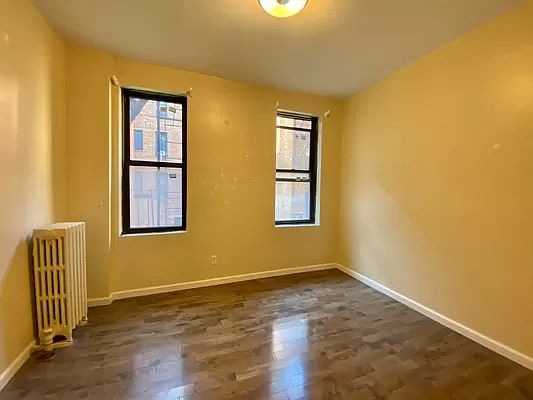 4th image of 240 Crown St APT 4X