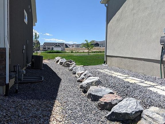2nd image of 139 E Bliss Dr