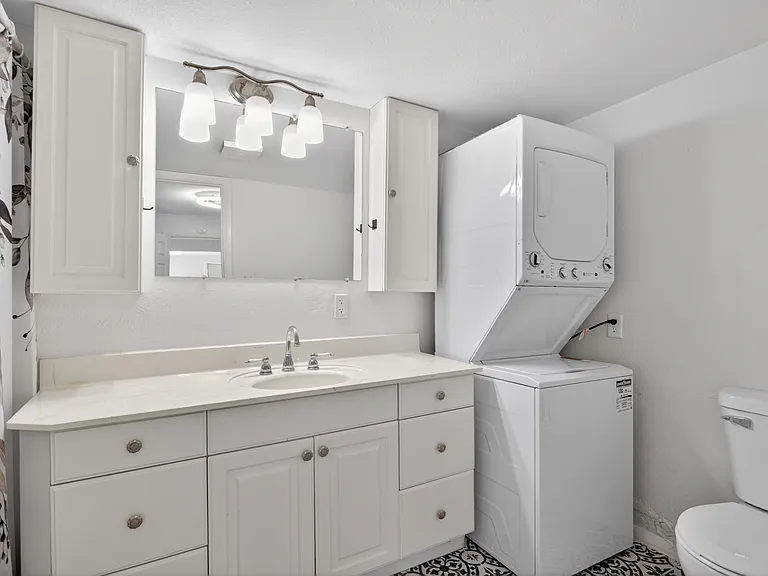 2759 Almeda Ct — Photo 34