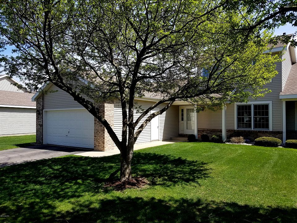 1st image of 3484 Woodbridge Ln
