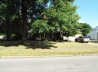1415 Royal Oak Dr, Mansfield, OH 44906