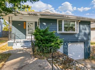 6548 N 34th St, Omaha, NE 68112