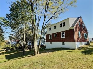 15 Braddock Road Ave, Mount Pleasant, PA 15666